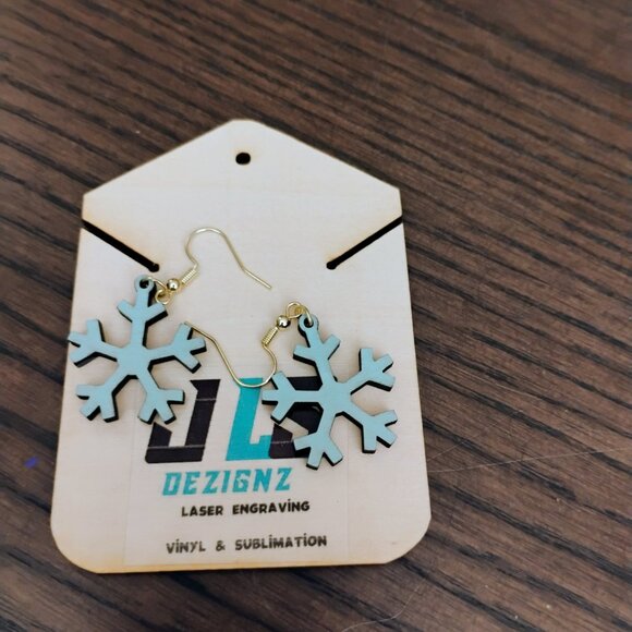 Snowflake Dangle Earrings - Picture 3 of 4